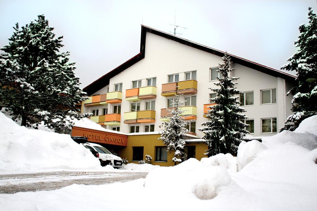 Hotel Cingov Slovensky Raj Spisska Nova Ves Exterior photo